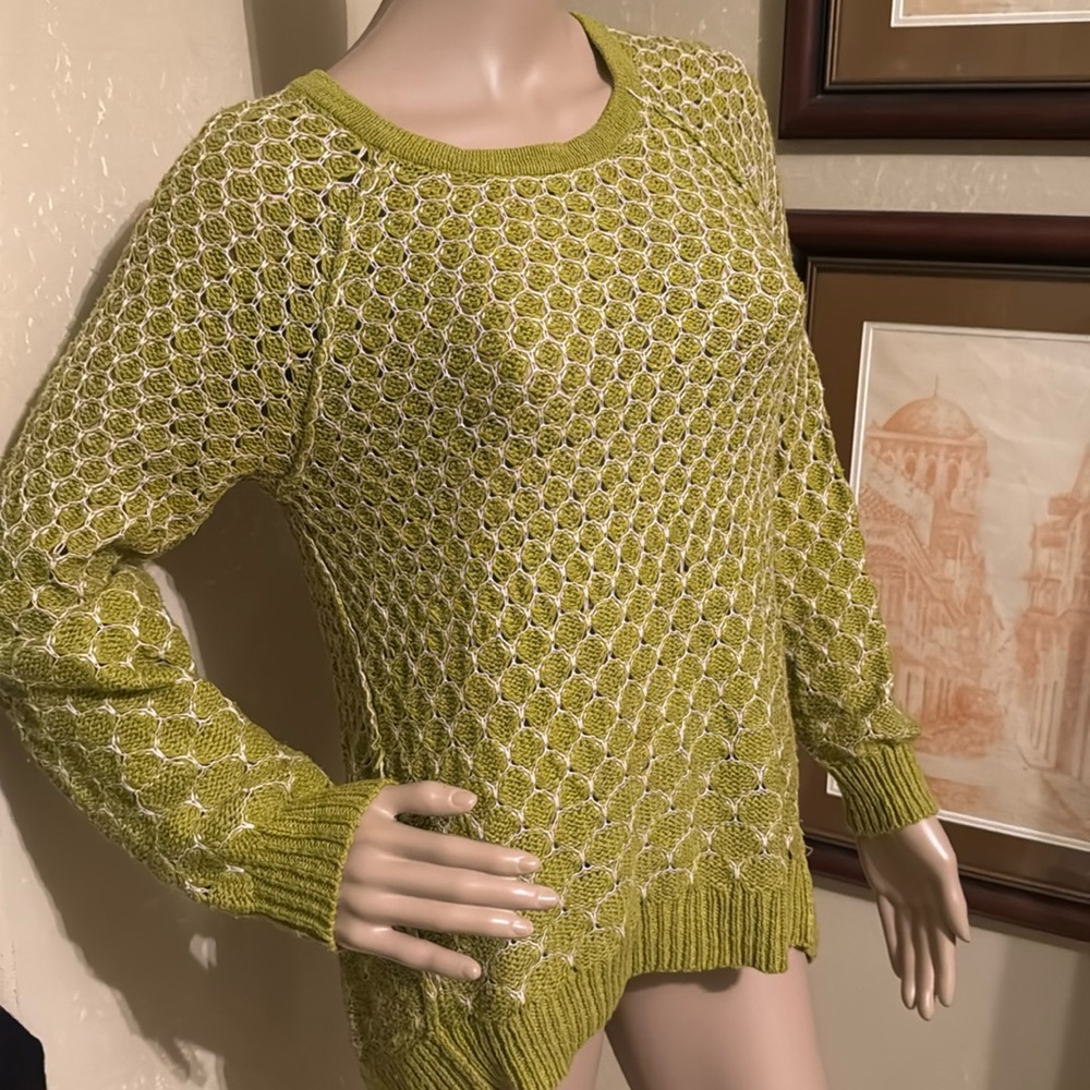 Moth Anthropologie Scallop Knit Tunic Top sz S